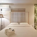 Butler:Lee Allsuites