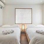 Butler:Lee Allsuites